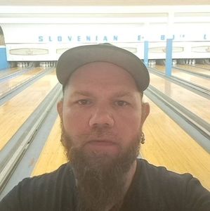 Meet your Posher, Bobby